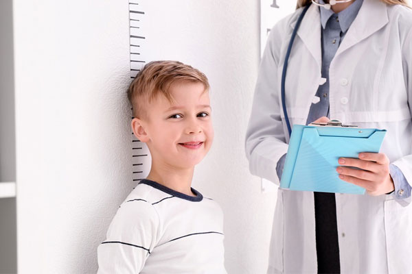 دکتر فوق تخصص غدد کودکان کوتاهی قد