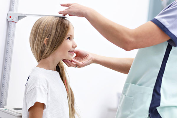 اهمیت بررسی رشد قدی کودکان از نگاه علمی